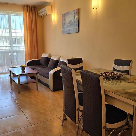Apartment In Central Plaza Slantschew brjag Exterior foto
